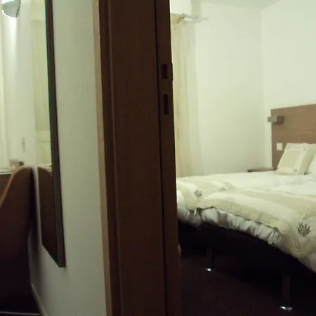 Hotel La Coupole 2*